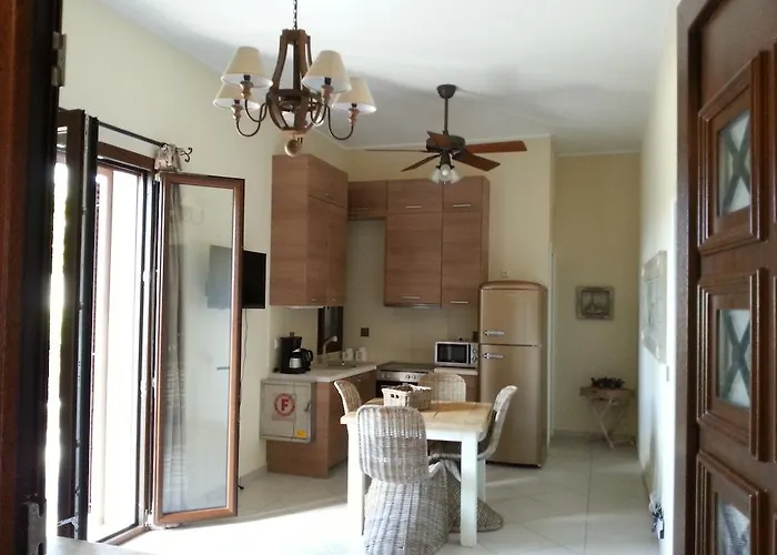 Iliodysi * Methoni (Messenia)